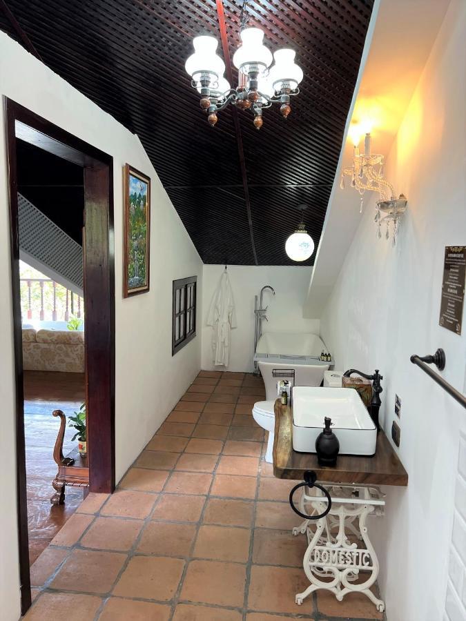 Hotel Don Ernesto By La Chimba San José Buitenkant foto